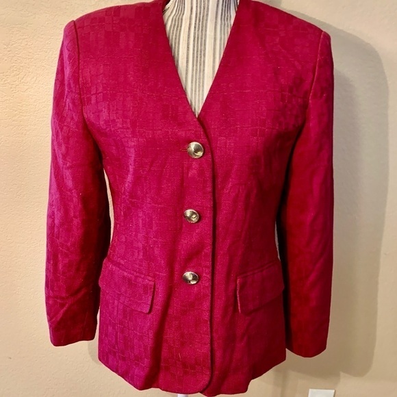HBS Ltd Jackets & Blazers - Vintage Blazer 8 HBS Ltd Magenta Checkered pattern Gold-tone Button-Up Classic